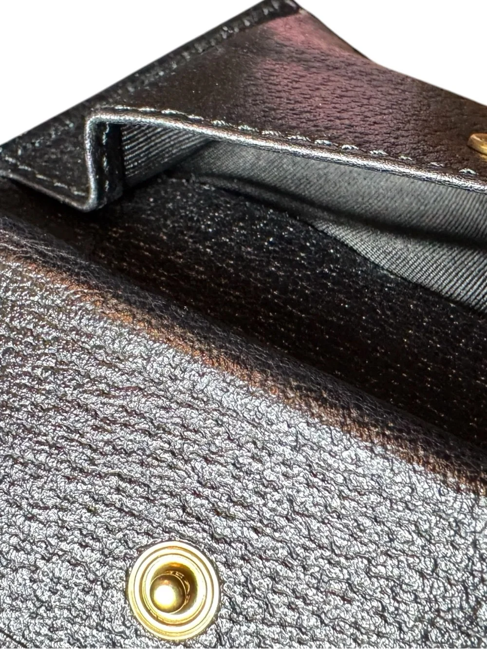 NWOT Gucci Textured Dollar Calfskin Leather Web Bifold Wallet